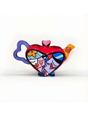 Romero Britto Heart Shape Teapot 2010 The Kiss Colorful Pop Art